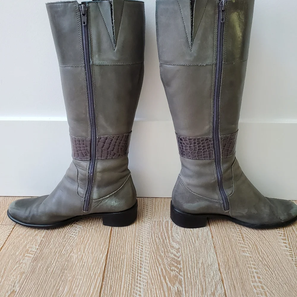 🌲 Russell and Bromley leather boots - Picture 3 of 6